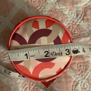 Small circle jewelry holder